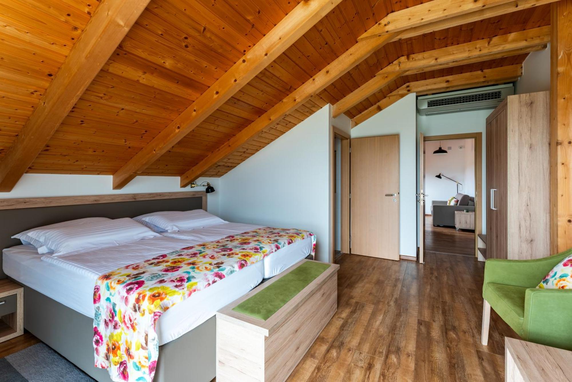 Bed&Breakfast Vinarija Coner Bjelovar Habitación foto